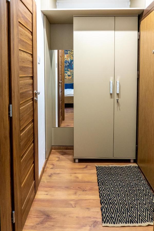מישקולץ Secret Garden Apartman מראה חיצוני תמונה